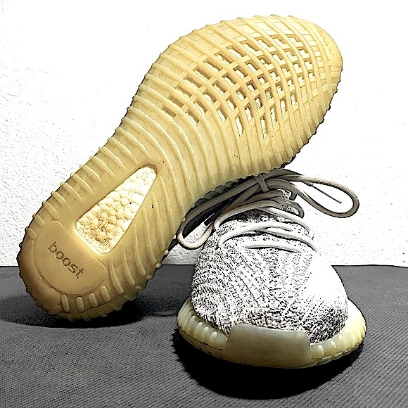 Yeezy 350 Boost V2 - Blue Tint - Picture 4 of 5